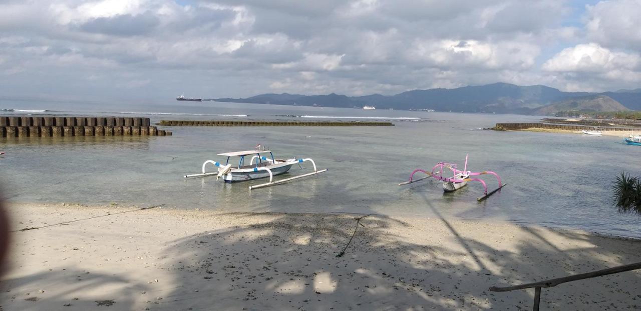 Ida'S Homestay จันดีดาซา ภายนอก รูปภาพ